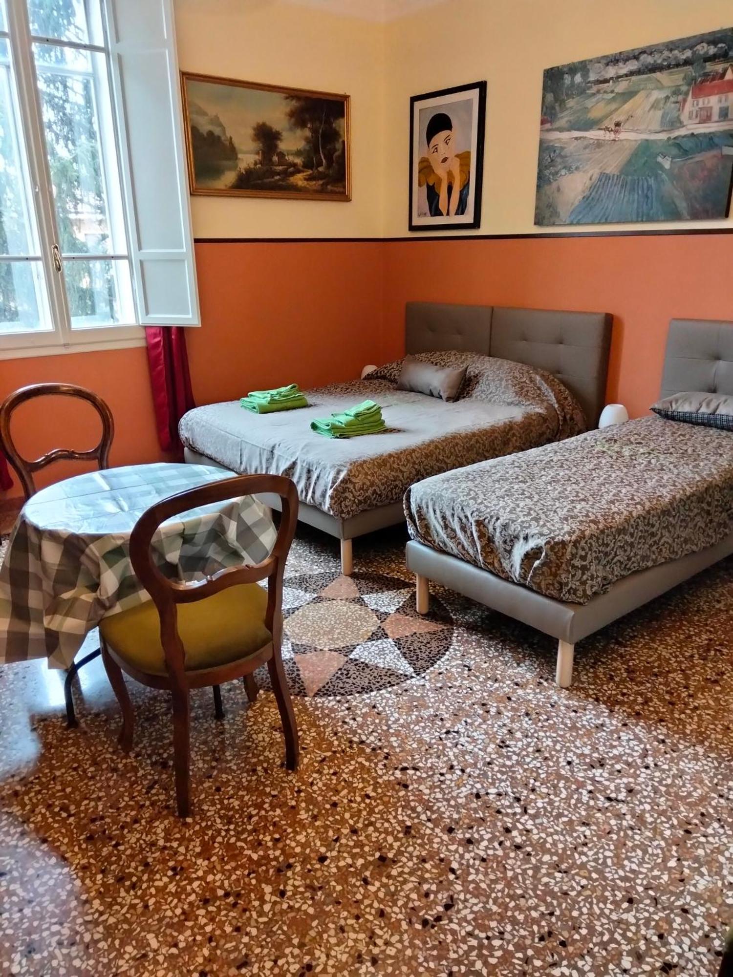 Sant'Orsola Palace - Rooms And Suites Bologna Esterno foto